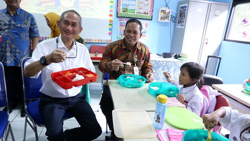 Pemkot Tangerang Gelar Makan Bergizi Gratis Selama 3 Bulan